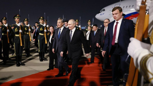 Çin, Trump'tan sonra Putin'i ağırlıyor