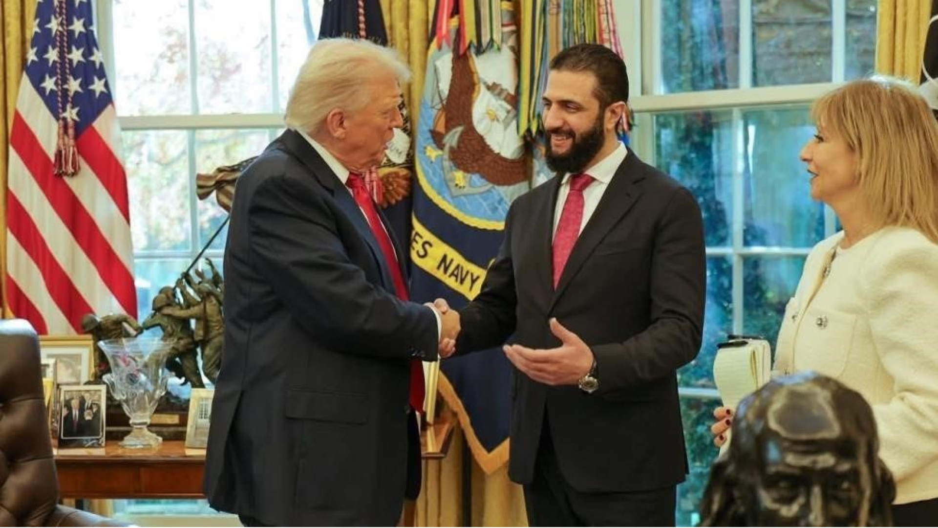 ABD Başkanı Trump'tan Suriye Cumhurbaşkanı Şara'ya parfüm hediyesi | Dış Haberler