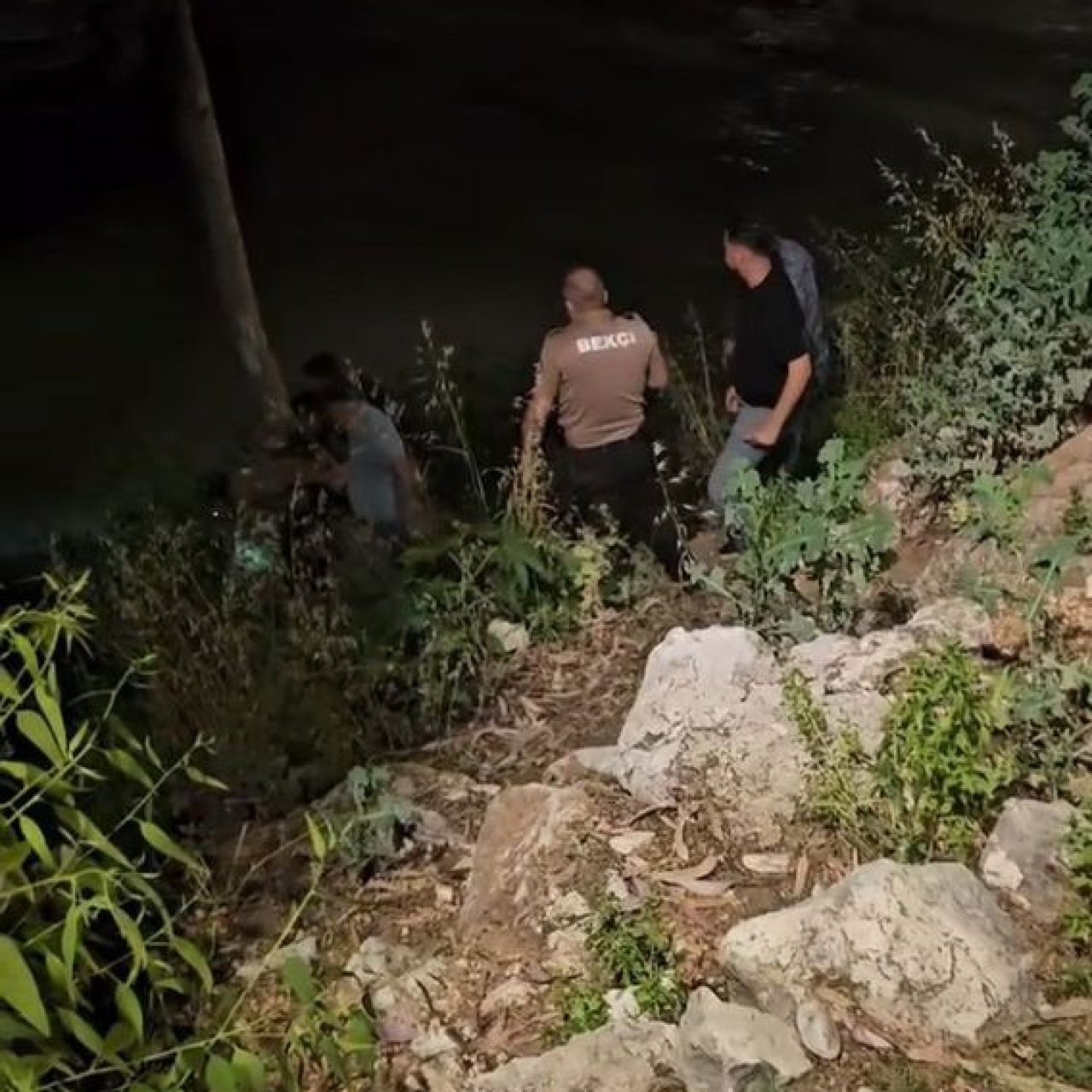 Irmakta sürüklenen cansız beden!