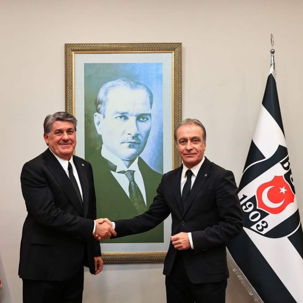 Beşiktaş'ın futbol direktörü Önder Özen!