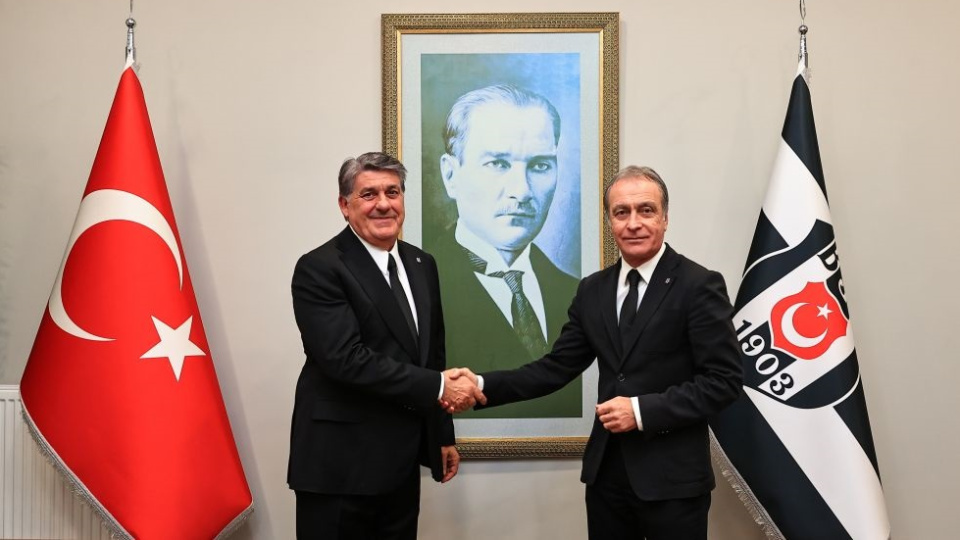 Beşiktaş'ın futbol direktörü Önder Özen!