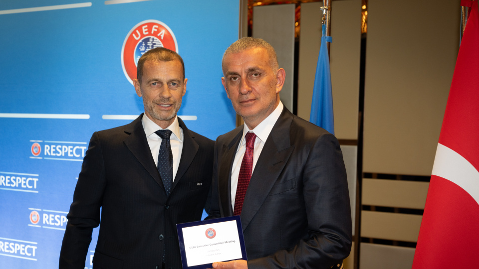 Hacıosmanoğlu, UEFA'nın toplantısına katıldı!