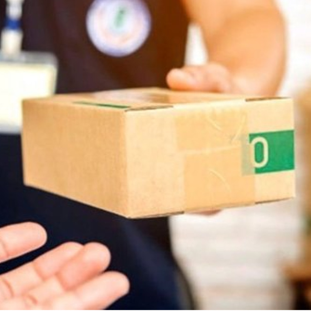 Arefe günü kargolar açık mı?