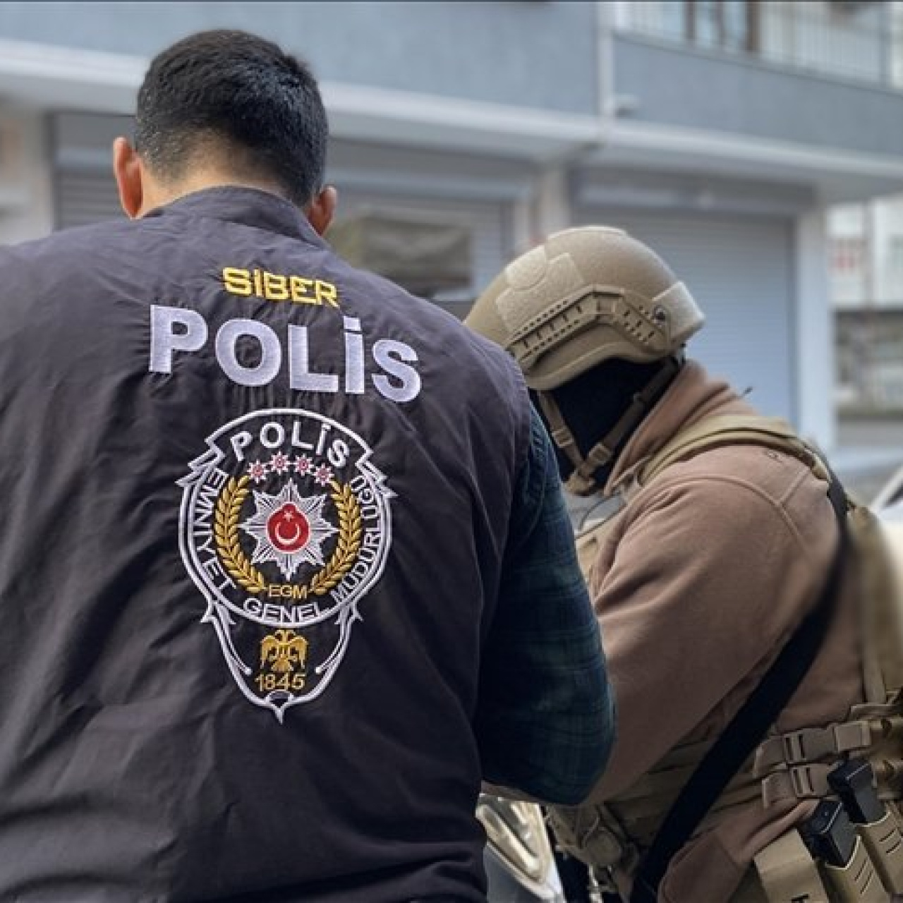 Hakkari'de Dijital Kumar Ağını Sökten 24 Kişi Hapsetti