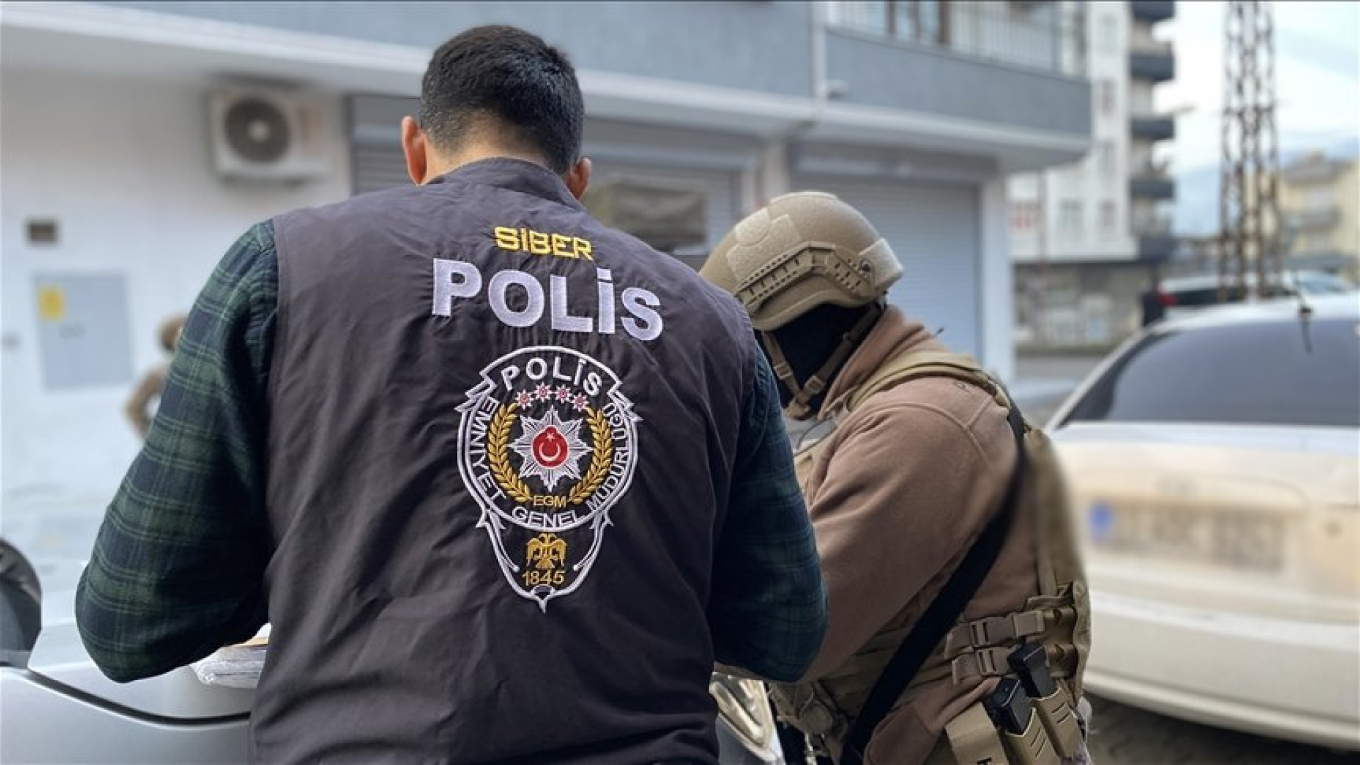 Hakkari'de yasa dışı bahis operasyonu: 24 tutuklama | Son dakika haberleri