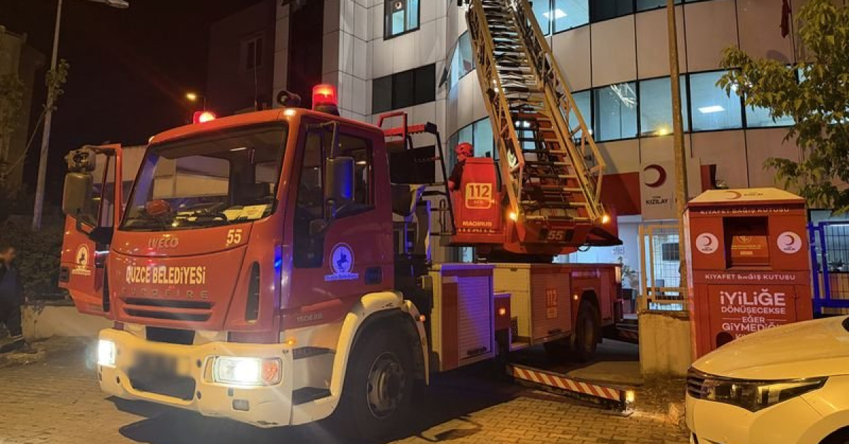 Düzce’de huzurevinde yangın: 54 kişi tahliye edildi