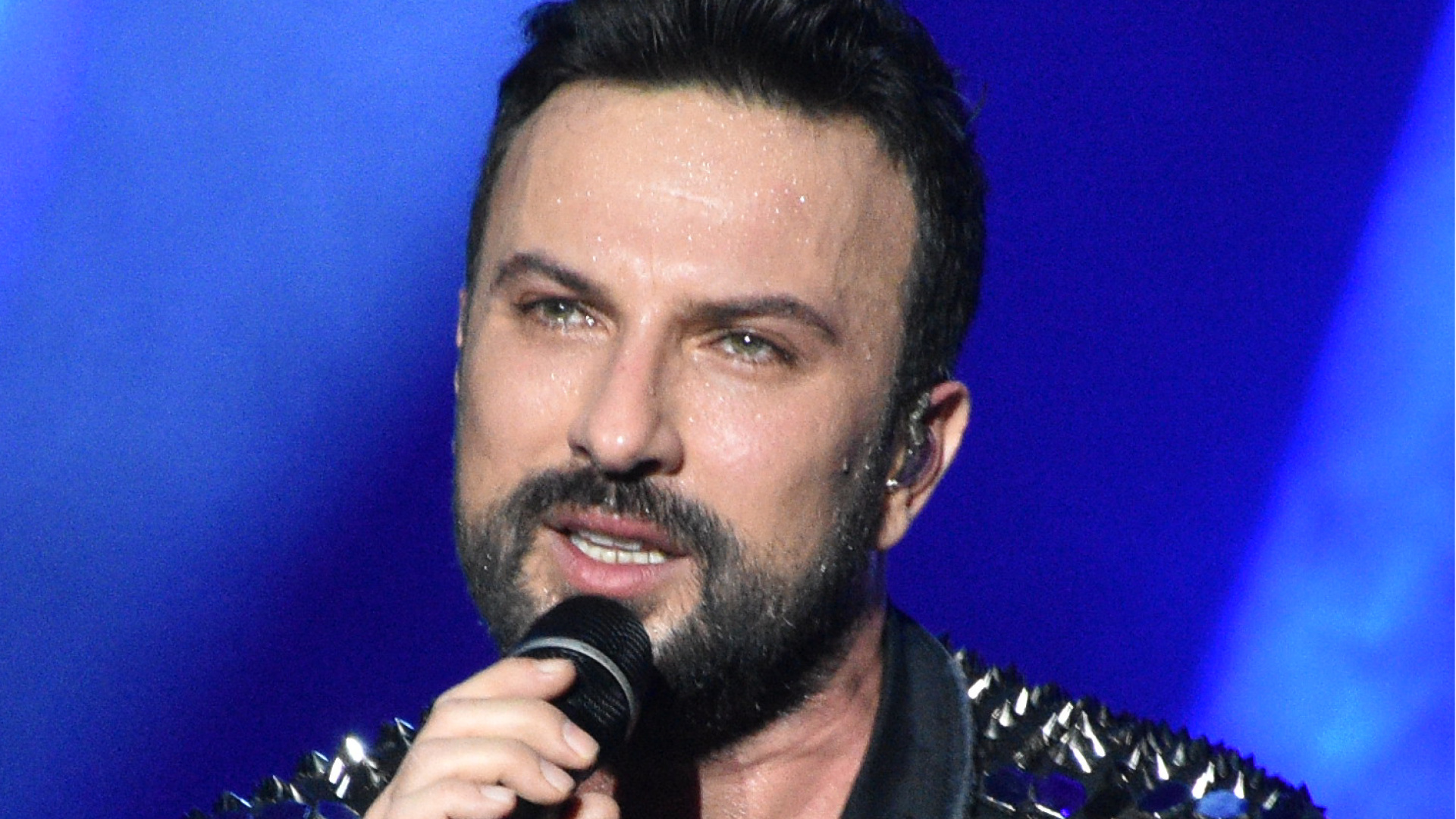 Tarkan'dan 'palyaço'lu gönderme - Magazin haberleri