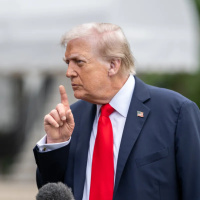 İddia: Trump'ın ekibinden Trump'a "İran'la anlaş" baskısı