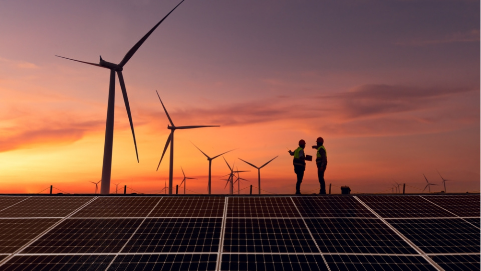 Rüzgar ve güneş kaynaklı küresel elektrik üretimi ilk kez gazı geride bıraktı
