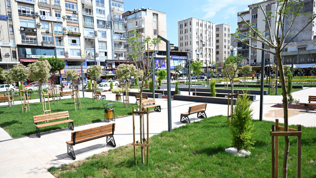 Mersin Büyükşehir'den yeni meydan