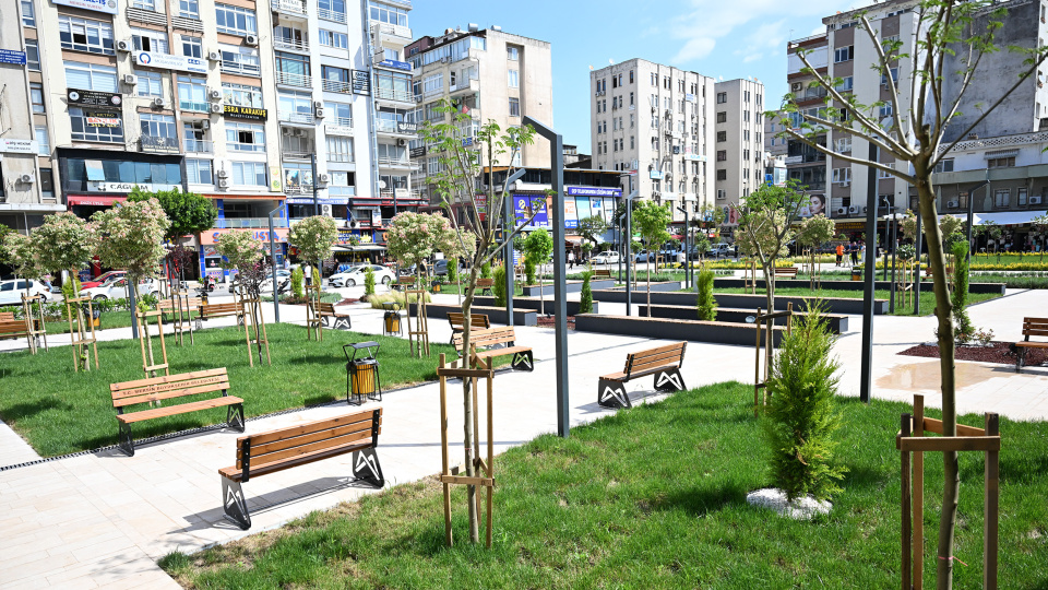 Mersin Büyükşehir'den yeni meydan