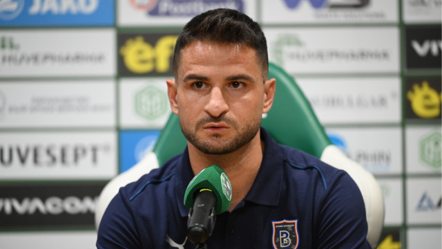 Başakşehir, Ömer Ali Şahiner'in sözleşmesini uzattı!