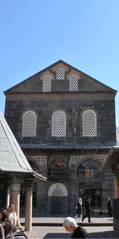 Ulucami'nin boşluklarından bakın ne çıktı!