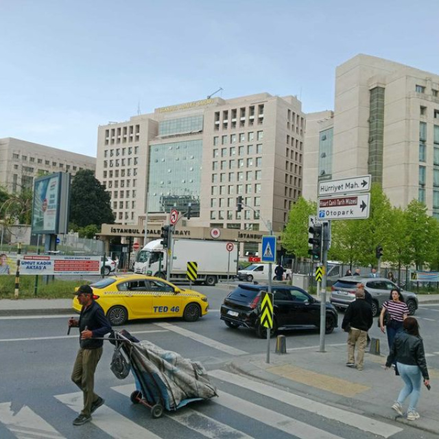İBB davasında 9 sanığa tahliye