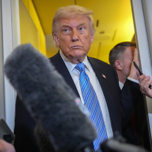 Trump'tan Küba'ya: İnsani bir temelde yardım etmek istiyorum