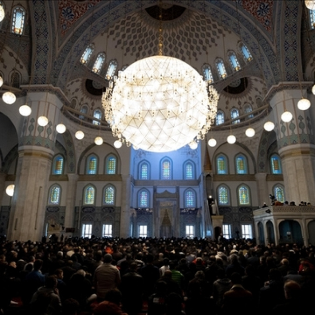 Adana bayram namazı saat kaçta?