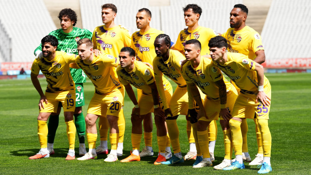Eyüpspor, performansıyla Süper Lig'e tutundu!
