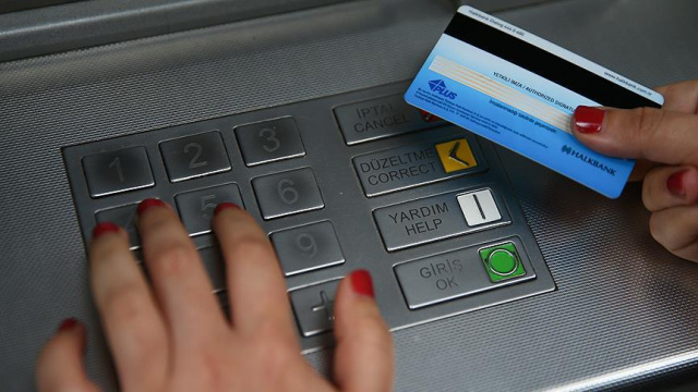 25 Mayıs bankalar açık mı?