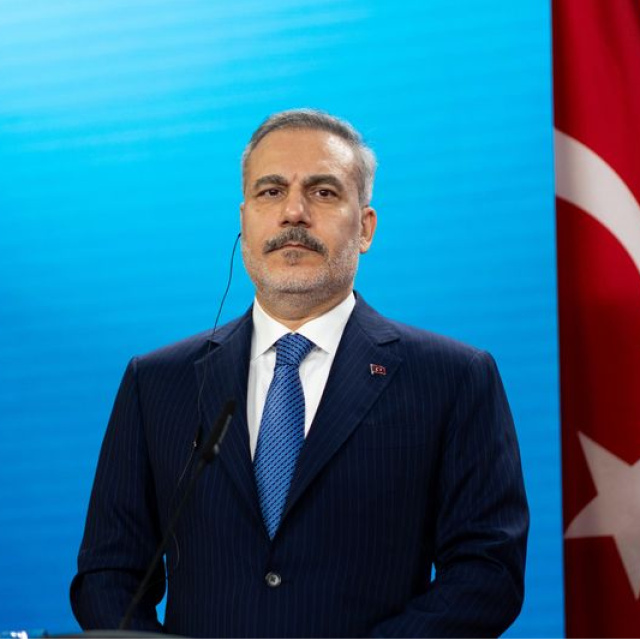 Bakan Fidan'dan diplomasi trafiği