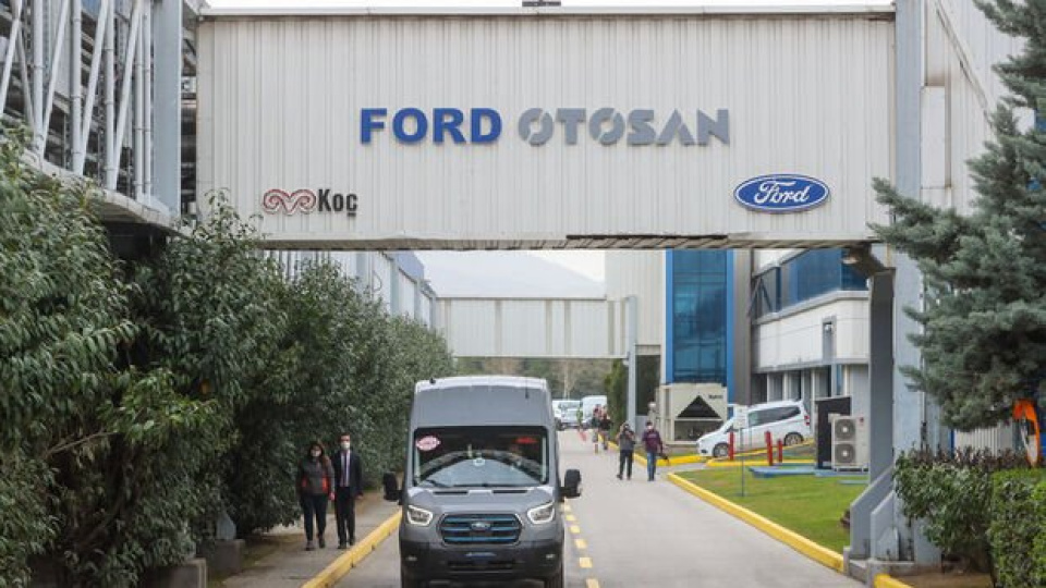 Rekabet'ten Ford Otosan'a izin