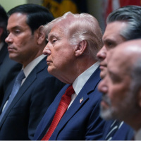 Trump'tan ekibiyle 'İran' toplantısı