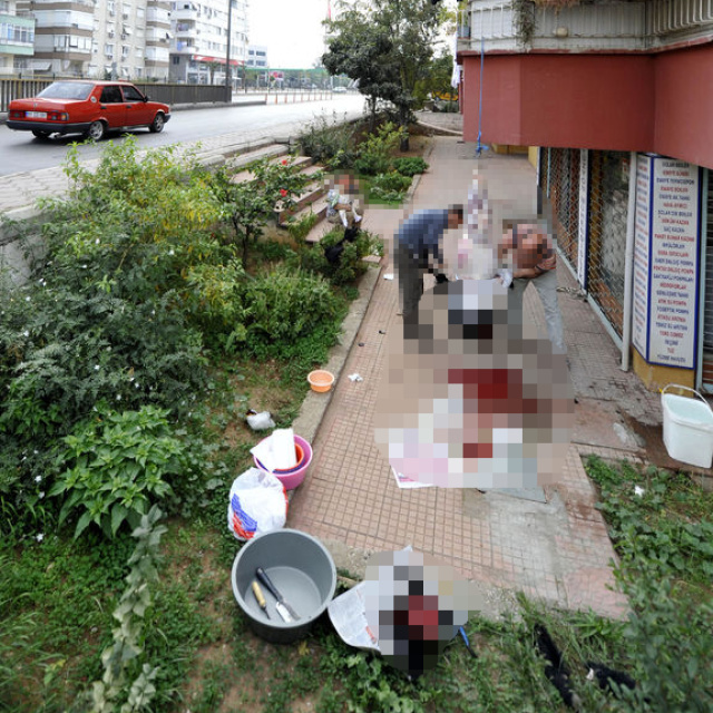 Antalya'da sokakta kurban kesimine ceza