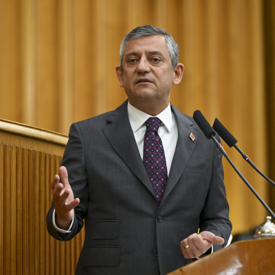 Özgür Özel CHP Grup Başkanı oldu