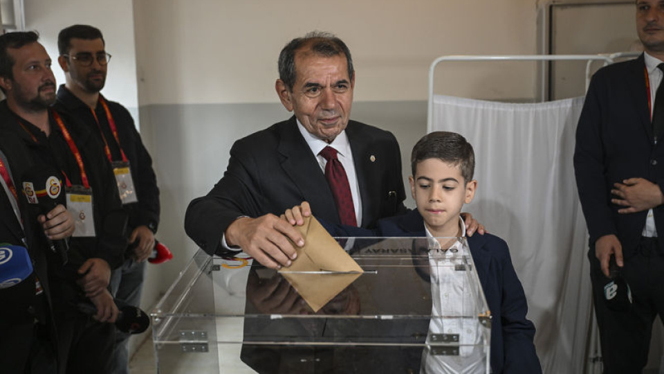 G.Saray'da 4. Dursun Özbek dönemi!