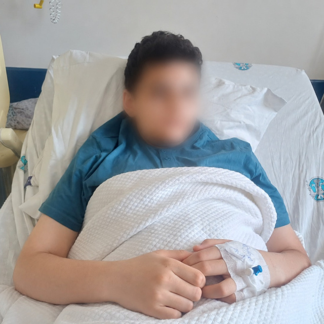 Çene kıran akran şiddeti