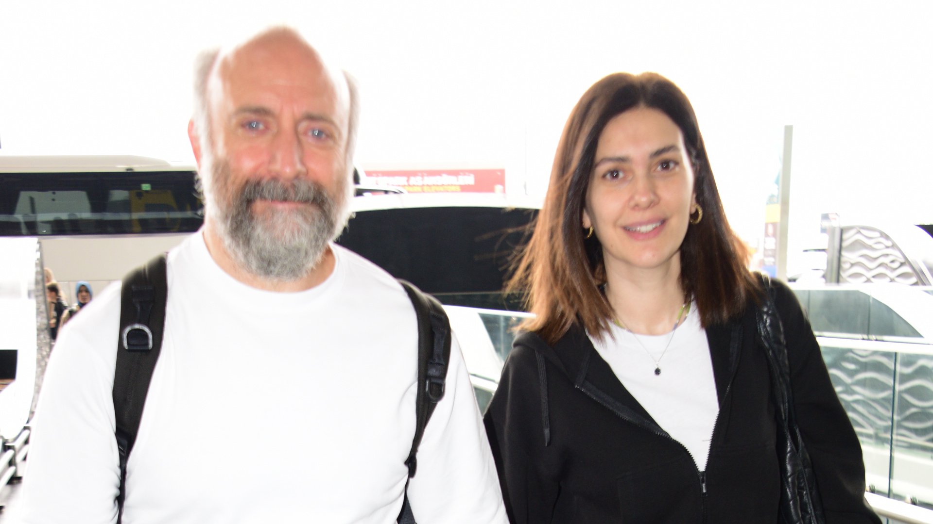 Bergüzar Korel ve Halit Ergenç Kurban Bayramı'nı Londra'da Geçirecek