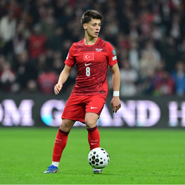 Arda Güler Bermuda Çimi zeminde mi oynayacak Çavdar Çimi zeminde mi?