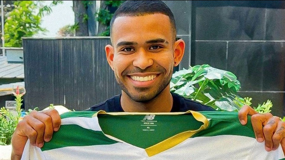 Bursaspor'a Kolombiyalı orta saha!