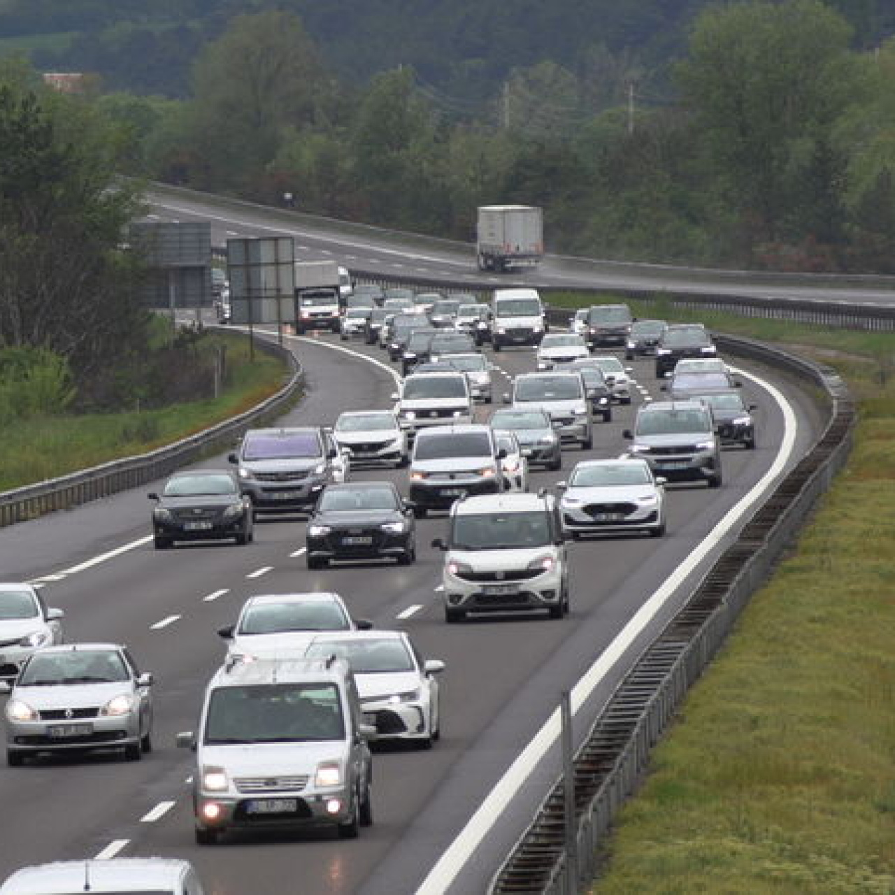 Bolu geçişinde yoğun trafik!