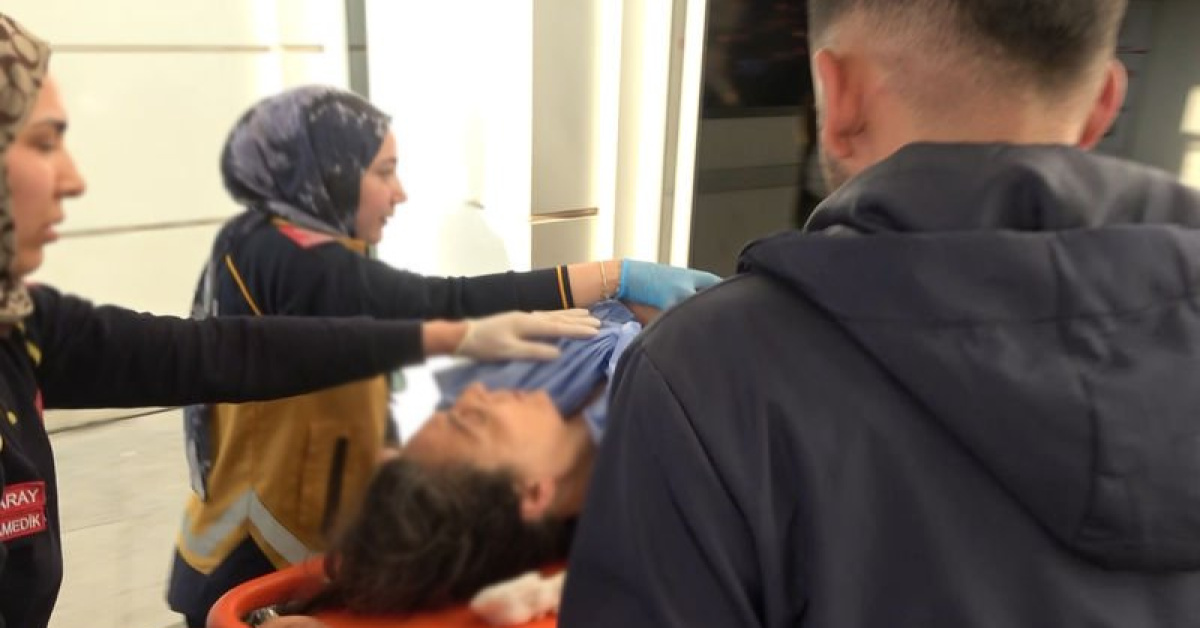 Aksaray'da Kadın Akıma Kapılıp Yerine Düşen Olay