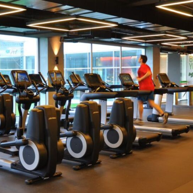 MACFit bayramda açık mı?