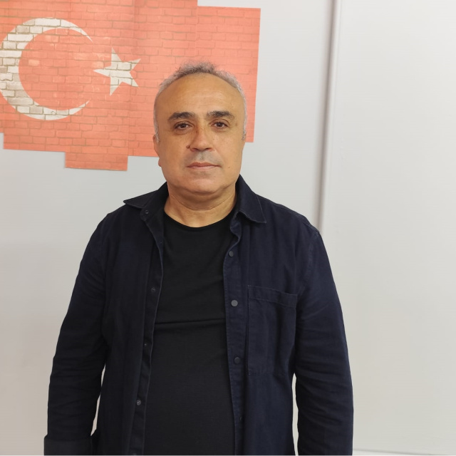 Öğrencisini Heimlich manevrasıyla kurtardı
