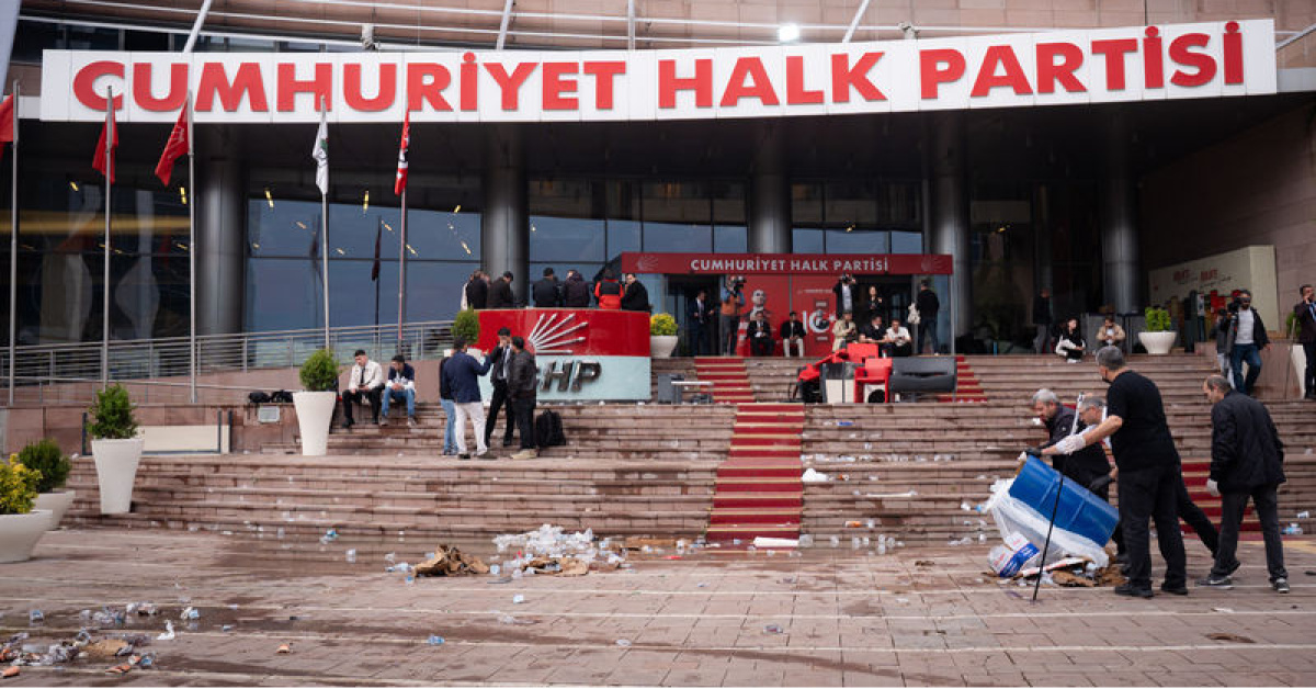 CHP Genel Merkezi'nde temizlik veyenileme çalışmaları