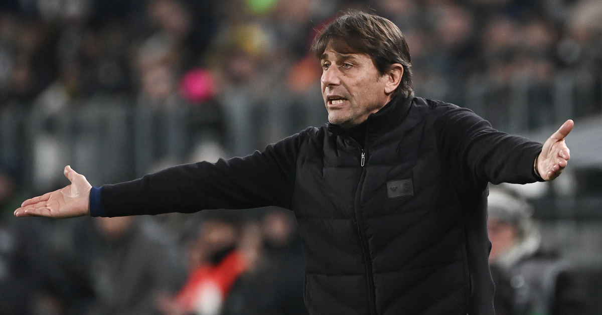 Napoli'deki Antonio Conte'nin görevi bitti