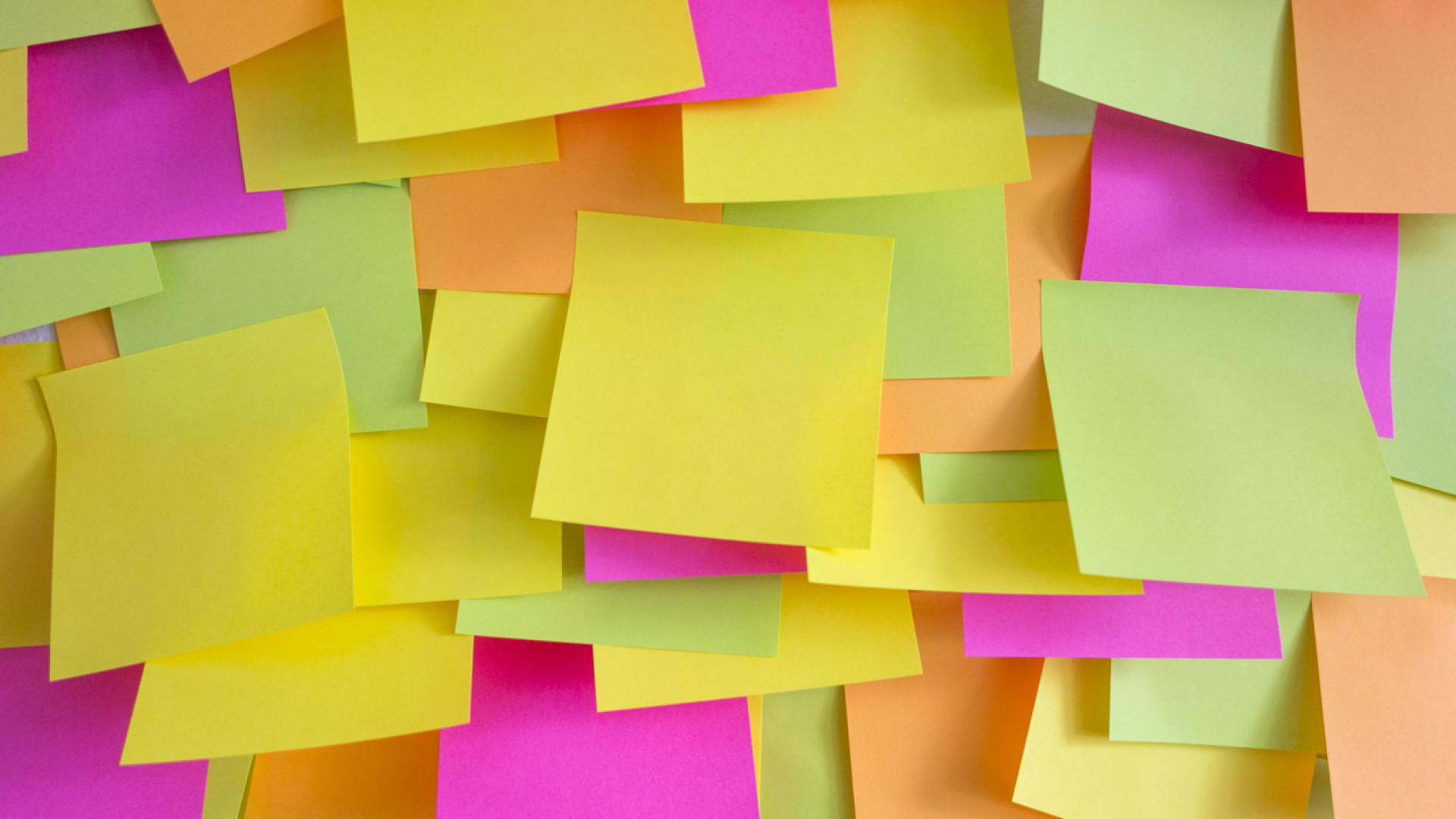 Post-it Notlarının Ortaya Çıkışı: Başarısız Deneyden Milyarlarca Kullanıcıya