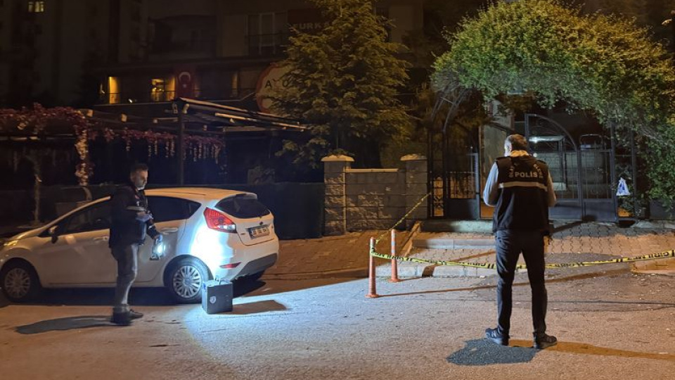 2 yaralı! Darp edilen kadını kurtarmak istediler
