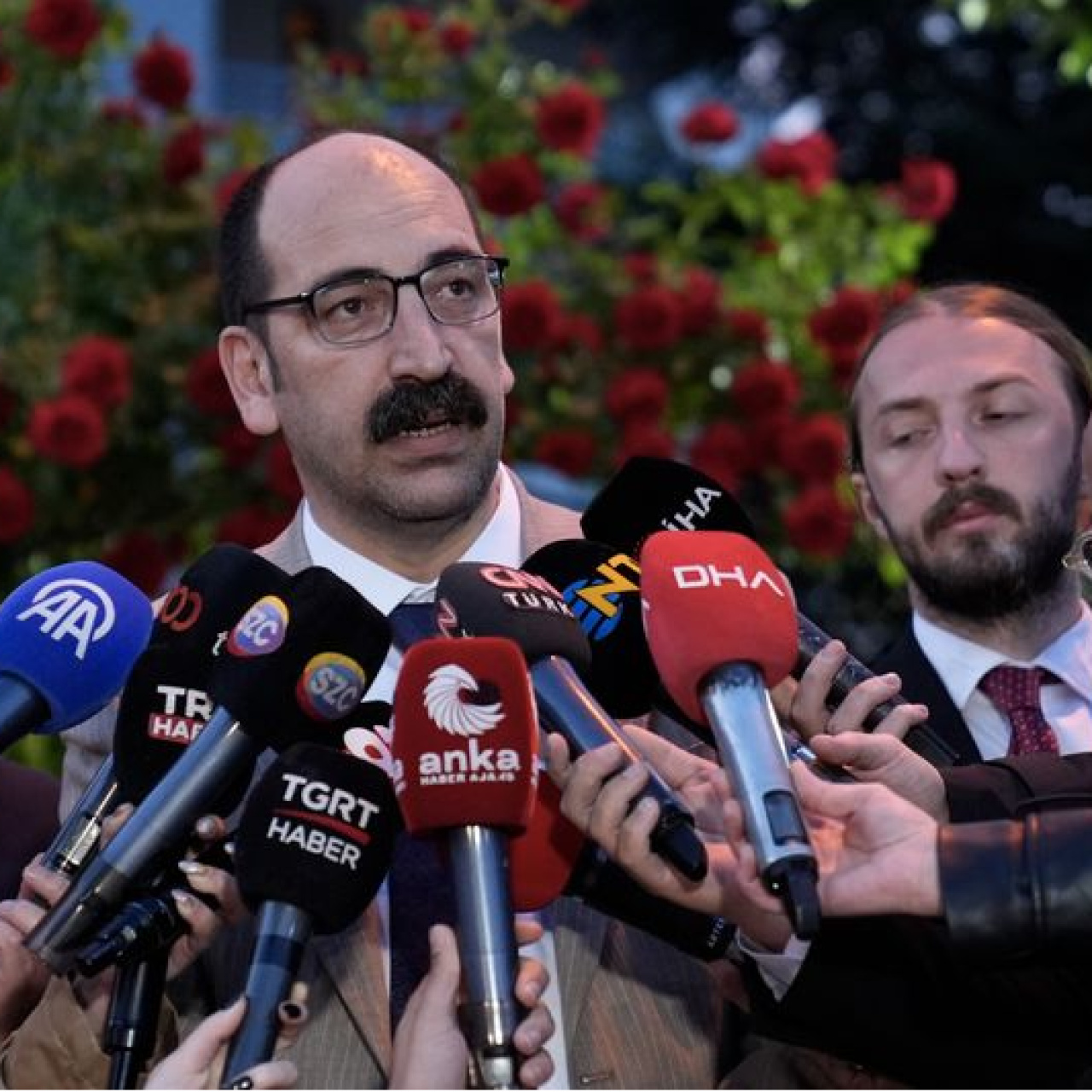 CHP'de Taarruzdan Sonra İyileşme: Maaşlar Verildi, İsimler Yeniden Yazıldı