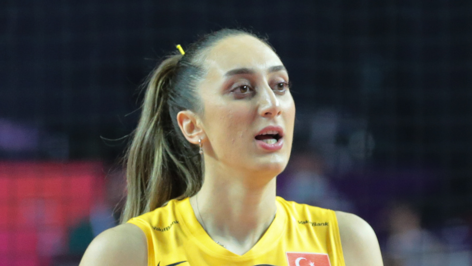VakıfBank, Ayça Aykaç'a veda etti!