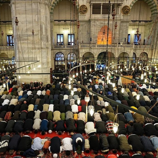 İstanbul'da bayram namazı kılındı