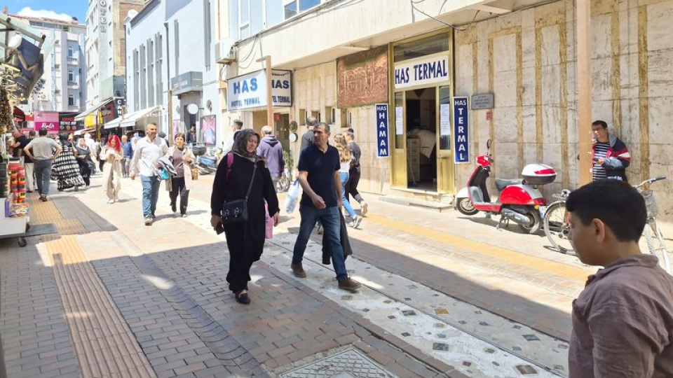 Hamamda fenalaşan çocuk kurtarılamadı