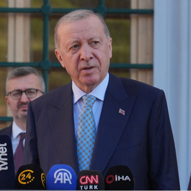 Mehmetçikle telefonda bayramlaştı