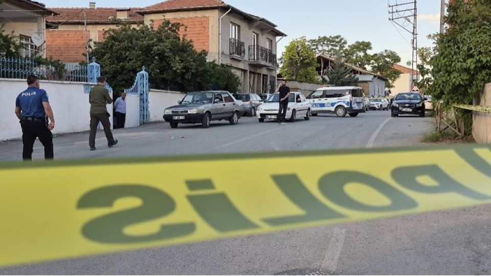 Trafikte silahlı kavga: 2 yaralı
