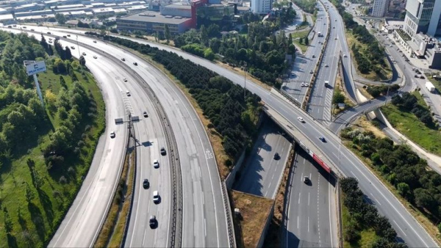 Bayramın 2'nci gününde yollar boş