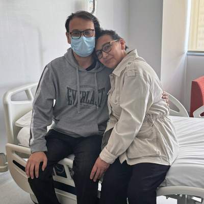 Böbreğini verdi, oğlunu yeniden hayata bağladı