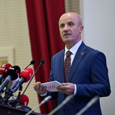 YÖK Başkanı: Öğrencilerimiz sınavlarından başka bir şey düşünmesin