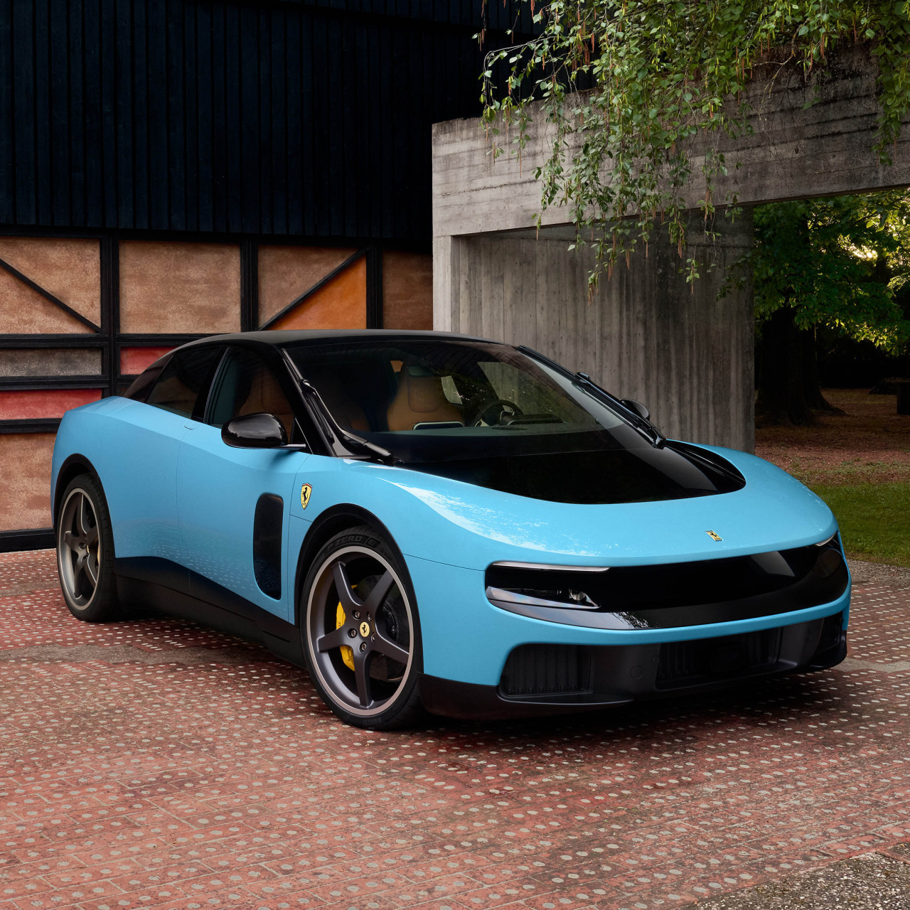 Elektrikli Ferrari piyasayı karıştırdı